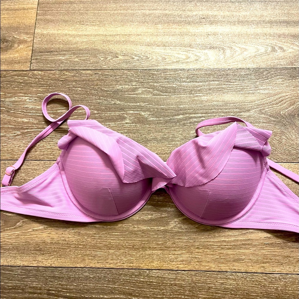 34D target bikini top , worn once !